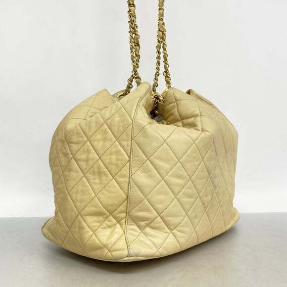 CHANEL Cream Lambskin Leather Shoulder Bag - Picture 2 of 14